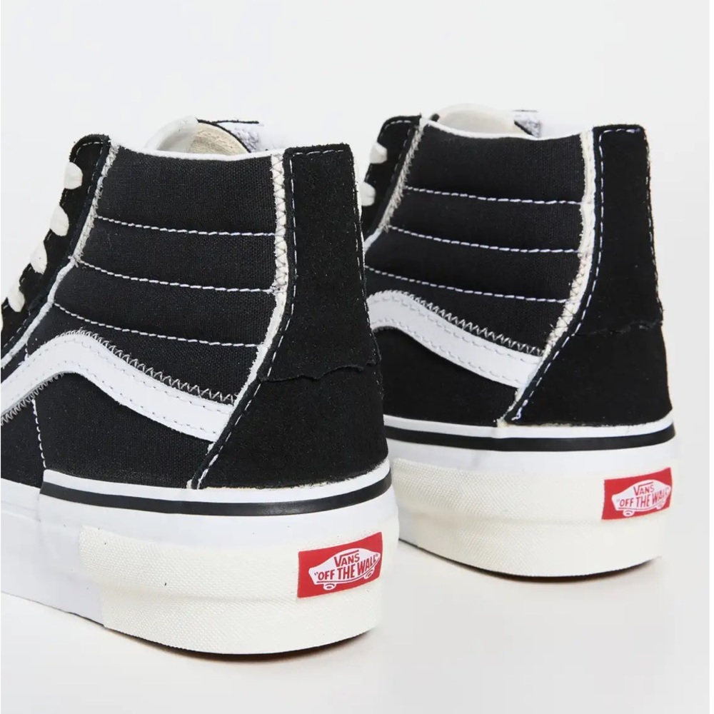 Vans - Picture 2 of 5